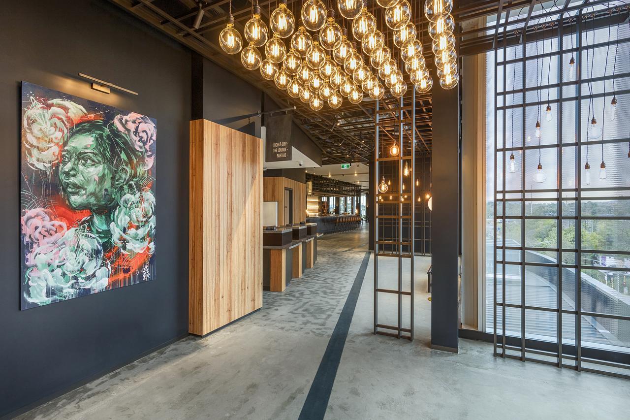 Sage Melbourne Hotel 4*